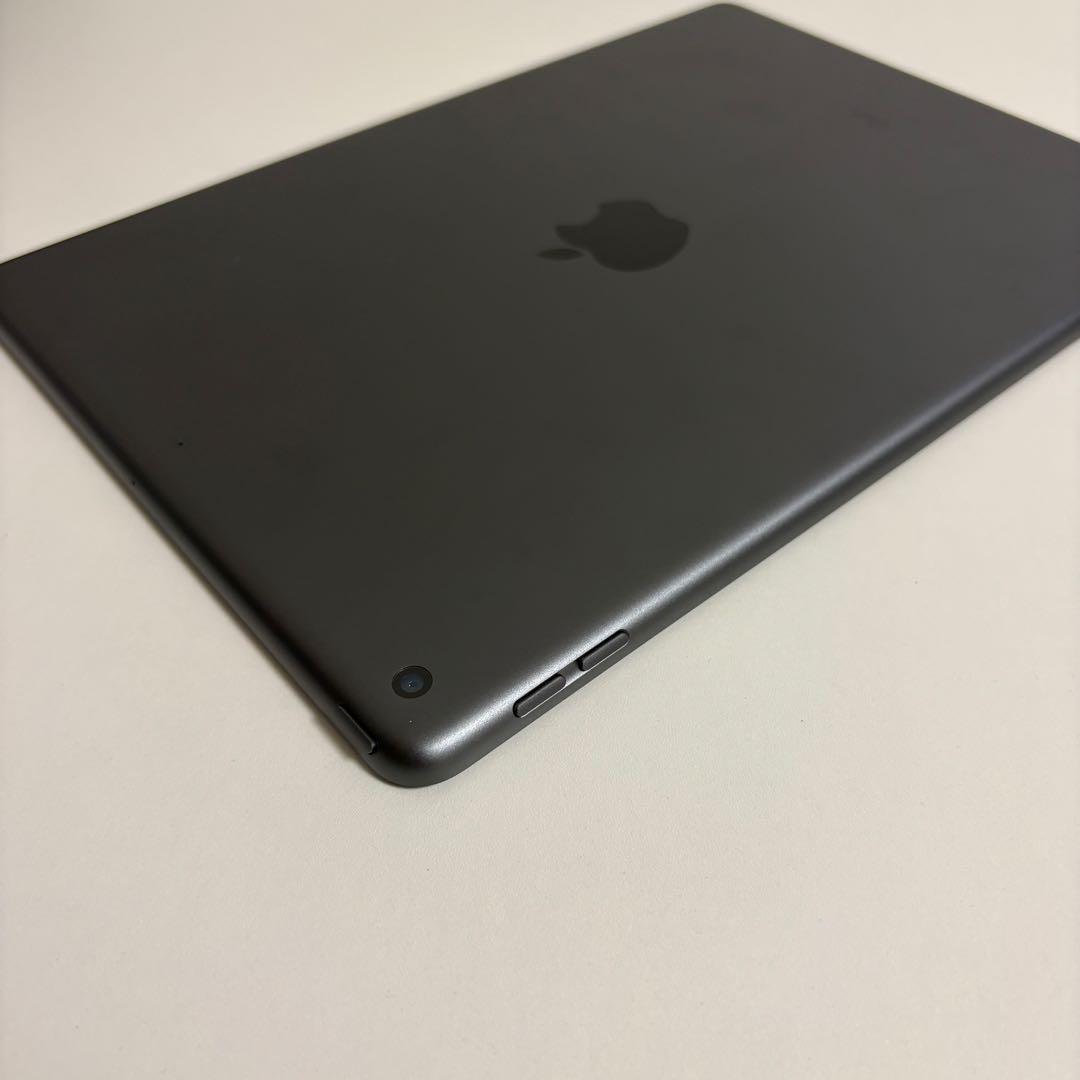 ジャンク品 iPad 9世代 64GB 10.2インチ スペースグレー