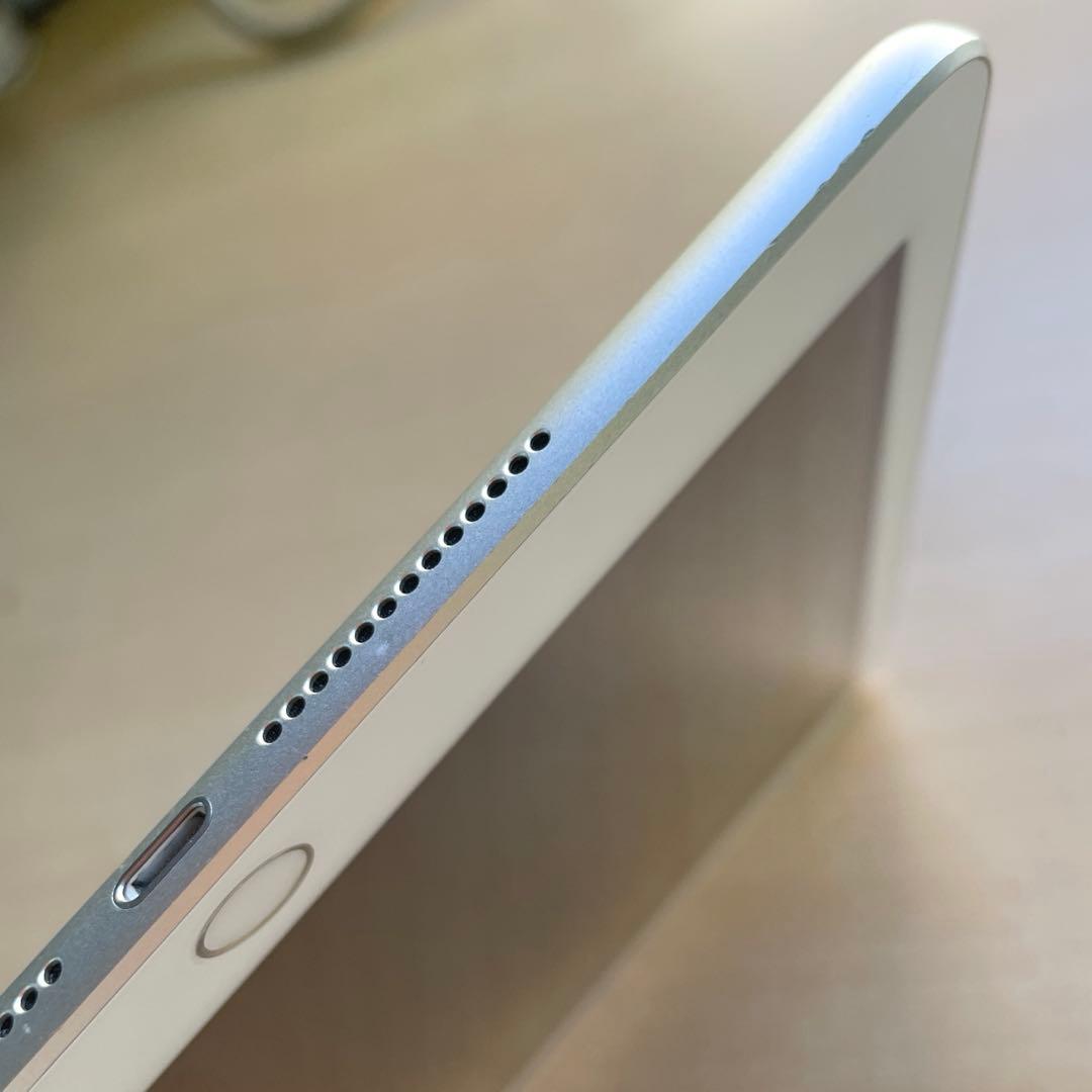 iPad 第6世代　A1893　Wi-Fiモデル　シルバー　32GB 美品　#7