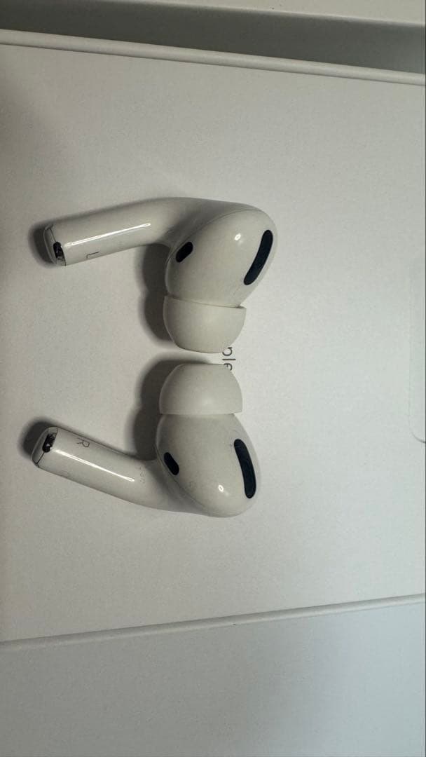 【動作問題無】 AirPods Pro 第一世代　初期化、アルコール消毒済み