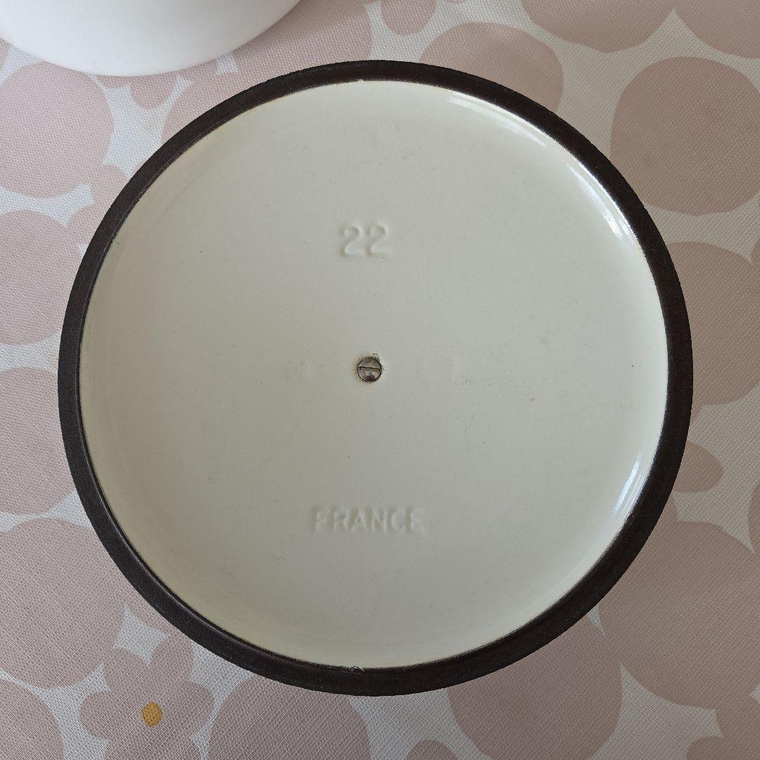 ル・クルーゼ　ココットロンド　22センチ　白