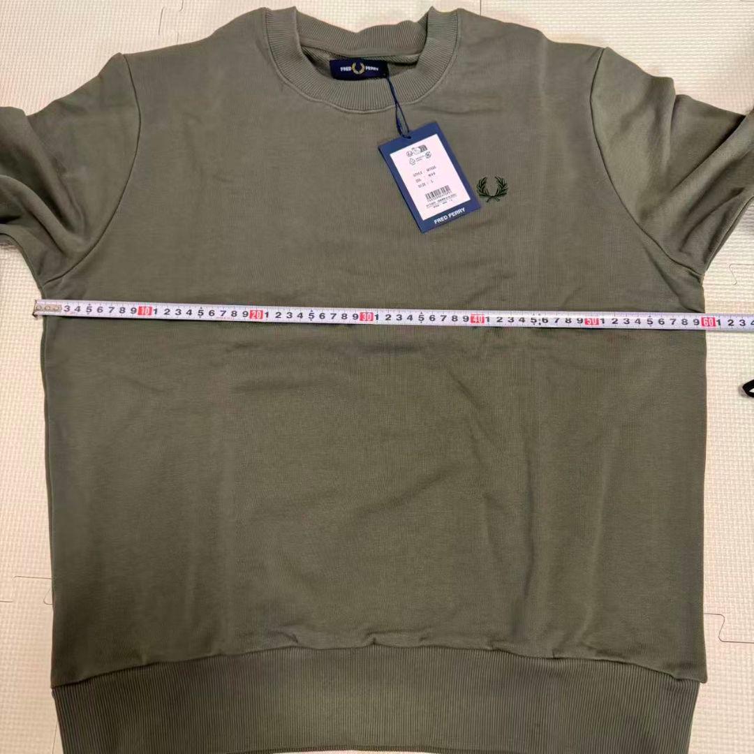 未使用 FRED PERRY スウェット トレーナー ネイビー Lサイズ