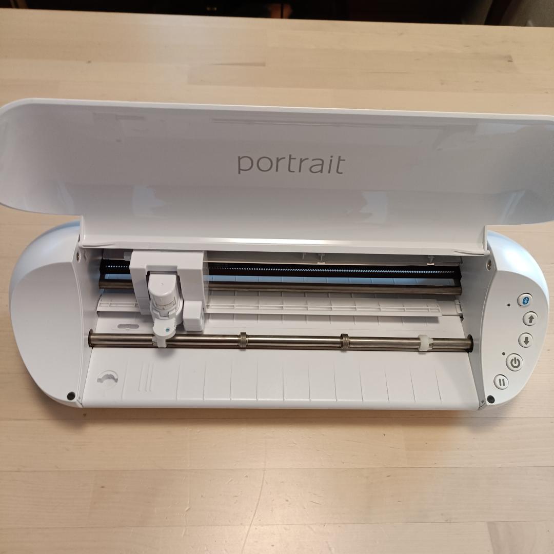 silhouette portrait 3 カッティングマシン