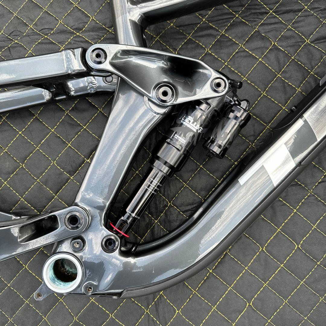TREK SLASH8 フレーム美品
