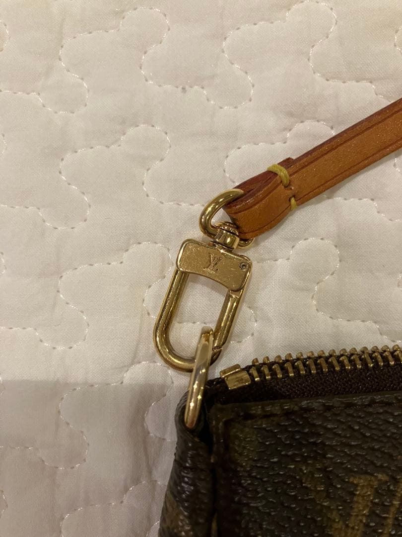 ルイヴィトン モノグラム アクセサリーポーチ