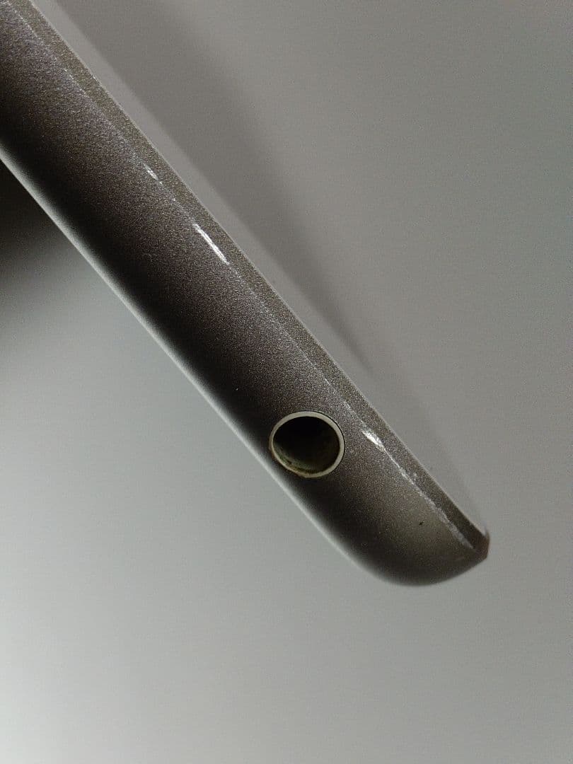 iPad 第5世代 128GB Silver Wi-Fiモデル