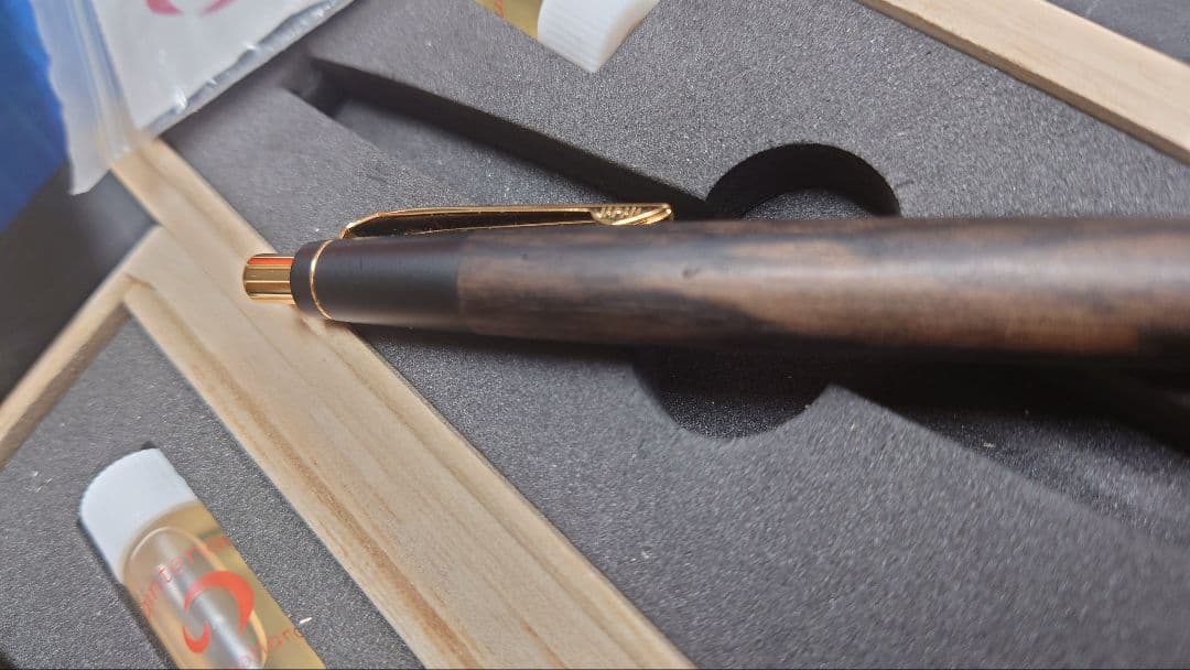 野原工芸　超特上黒柿孔雀杢MPと特上黒柿BPセット