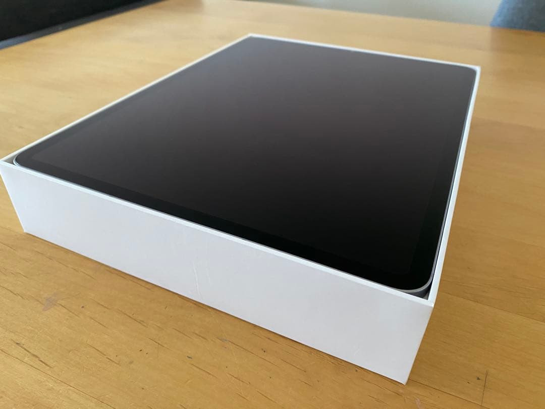 【美品】iPad Pro 12.9 第6世代 1TB+Apple Pencil2