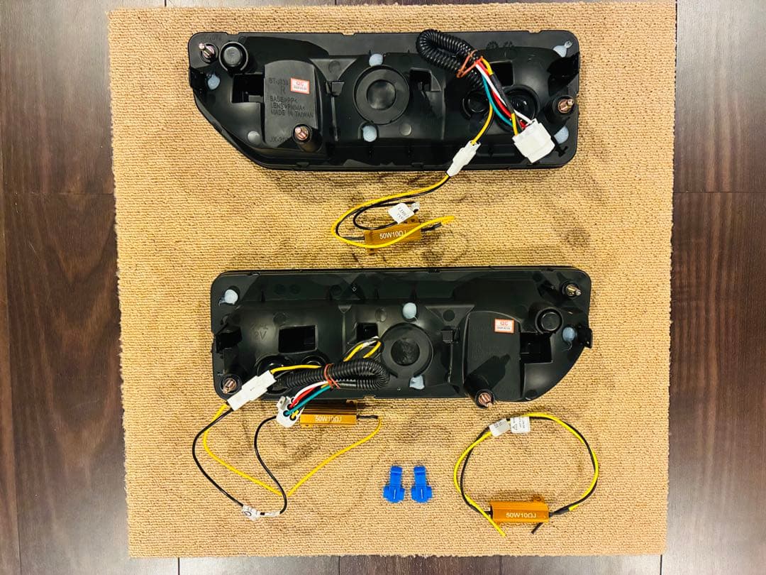 ジムニーJB64・JB74用バルカンファイバーシーケンシャル LEDテールランプ