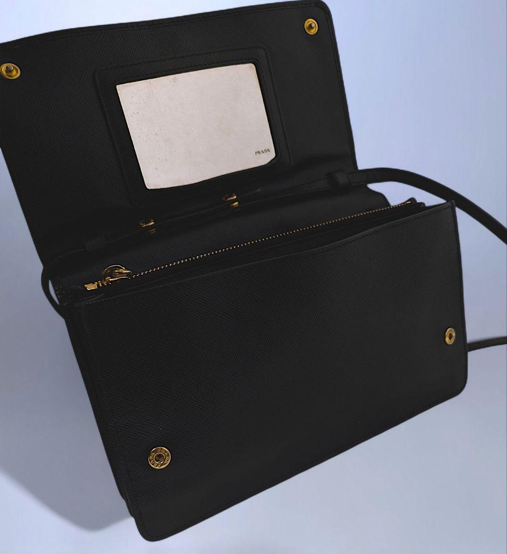 極美品 PRADA ショルダーバッグ ウォレット 斜め掛け サフィアーノ レザー