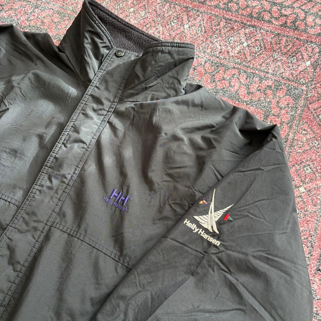 HELLY HANSEN ウォームアップジャケット