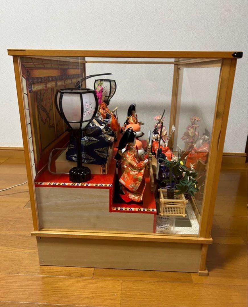 雛人形　7人飾り　3段　ケース　オルゴール　灯り