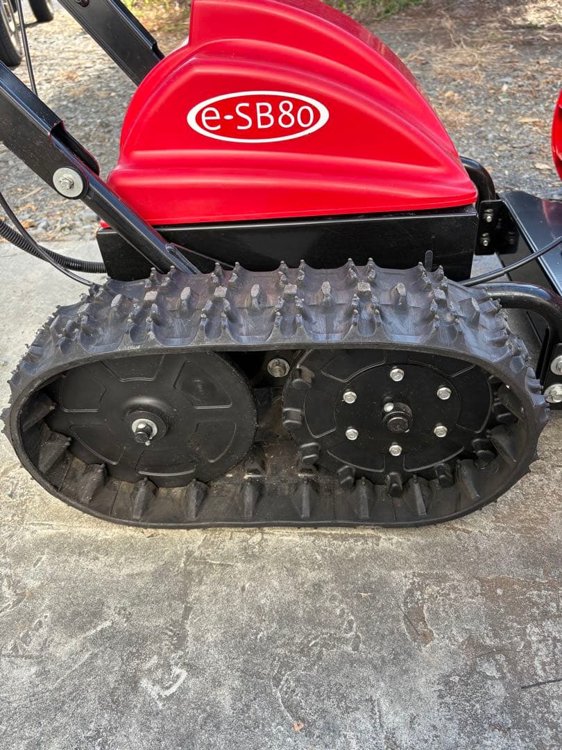 WADO除雪機　充電式 除雪機「スノーブレード」e-SB80