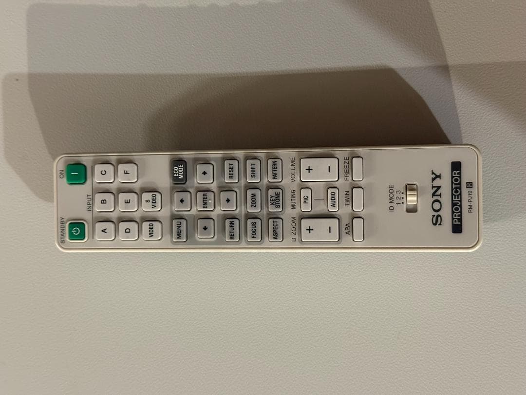 SONY VPL-FHZ91L 現行品美品9000ルーメン 短焦点ズームレンズ付