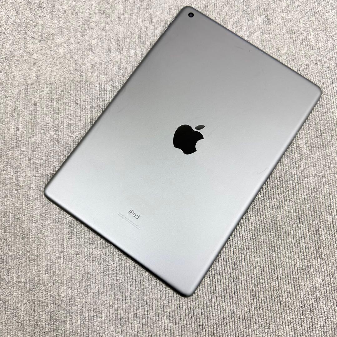 iPad 第7世代 (2019年モデル) 32GB Wi-Fi スペースグレイ