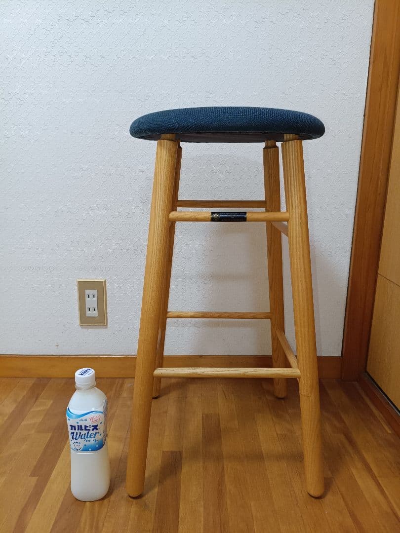 MOBLEYWORKS　スツール