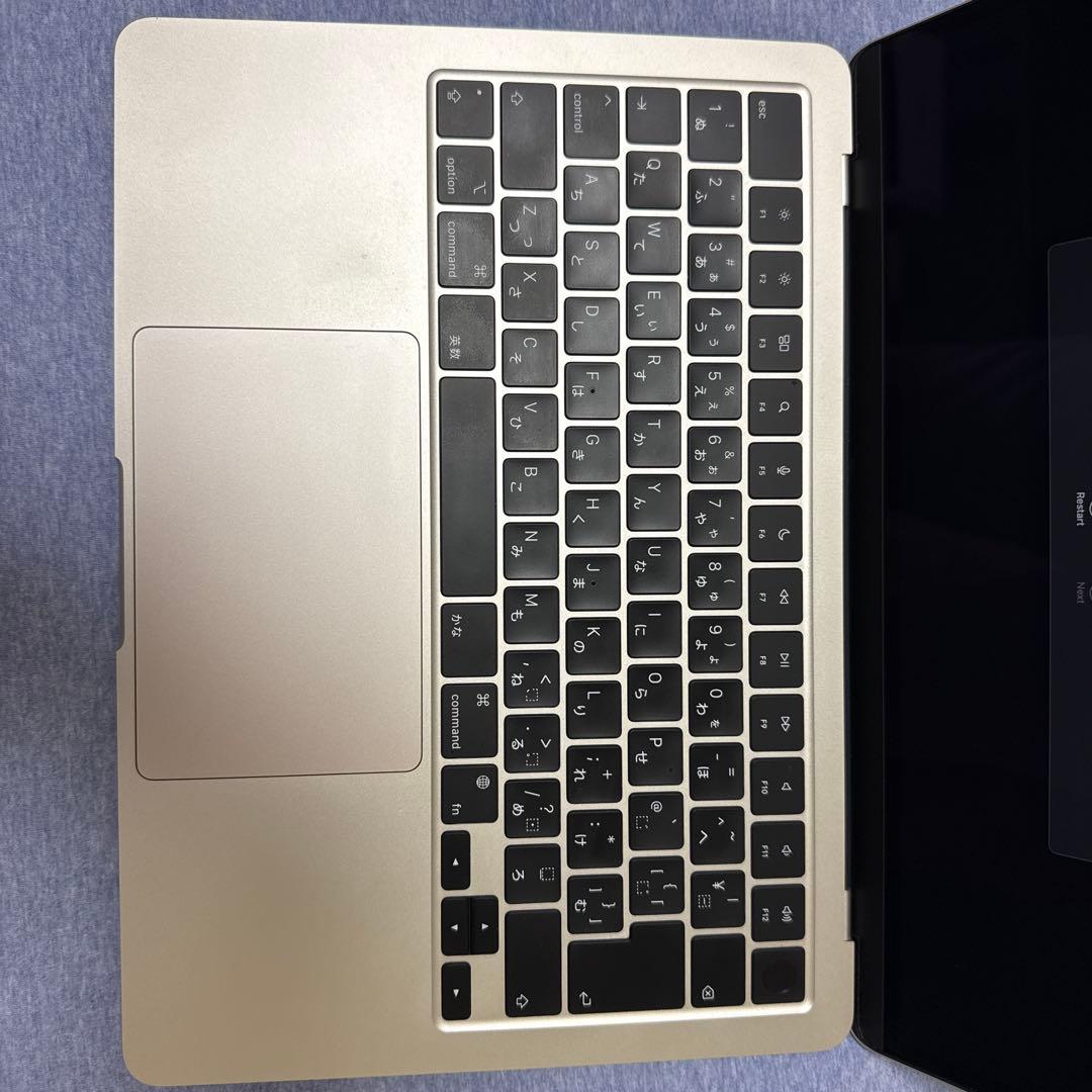 【美品】MacBookAir M2メモリ8GB ストレージ256GB 2022