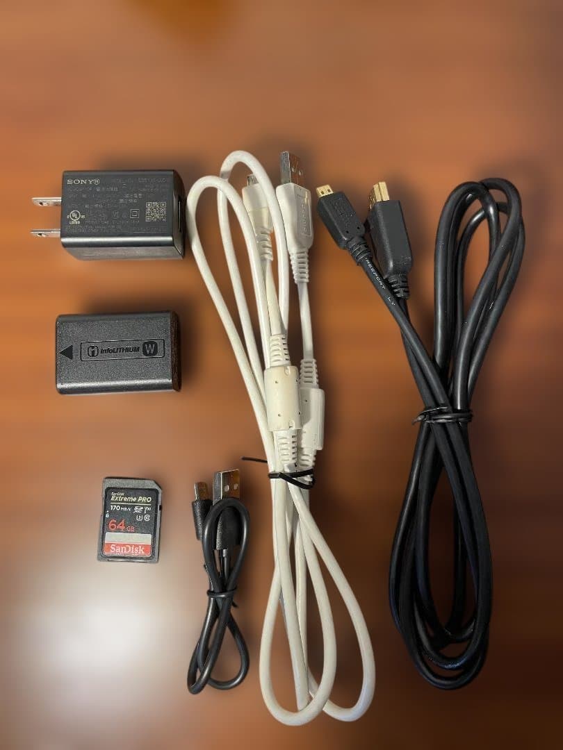 【値下】SONY α6400 レンズ3本付き　運動会・夜景に◎・SD・HDMI付