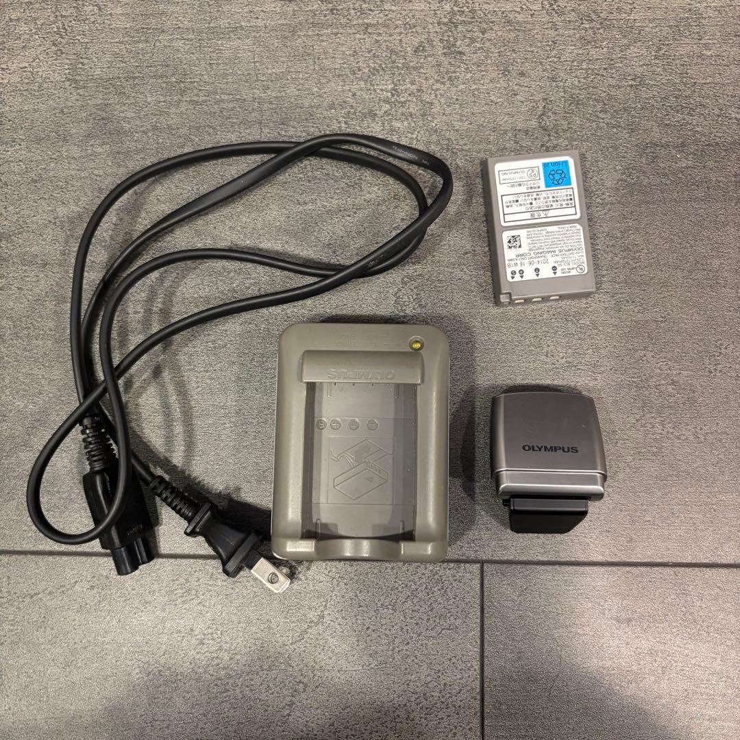 【2レンズ付】OLYMPUS PEN Lite E-PL7 ミラーレス一眼