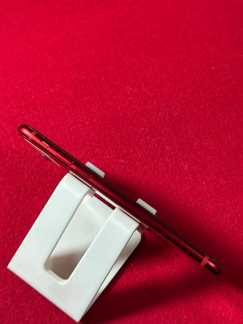 【9853】iPhone SE3第3世代レッド 64GB simフリー