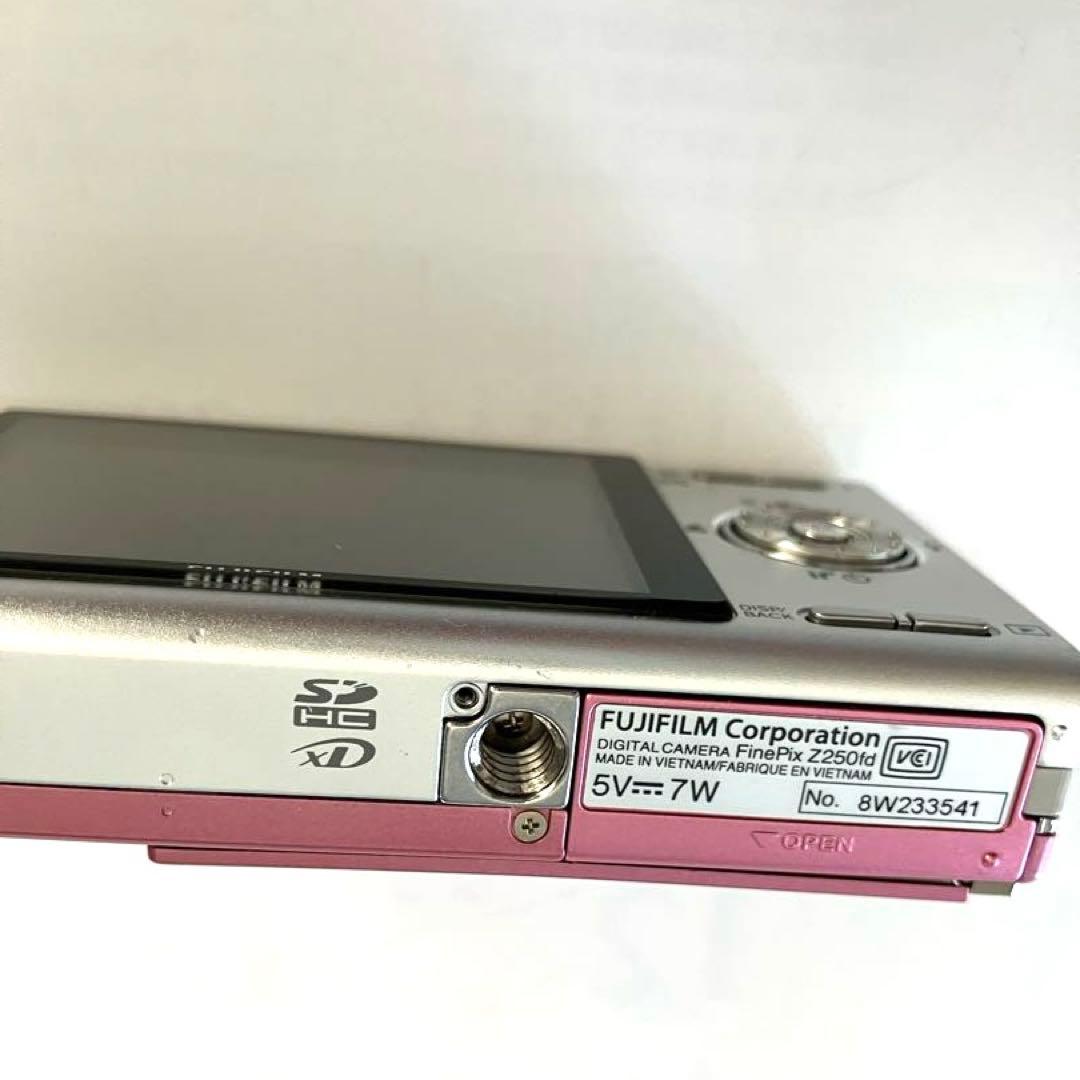 FUJIFILM FinePix Z250 デジタルカメラピンク【説明書:箱入】