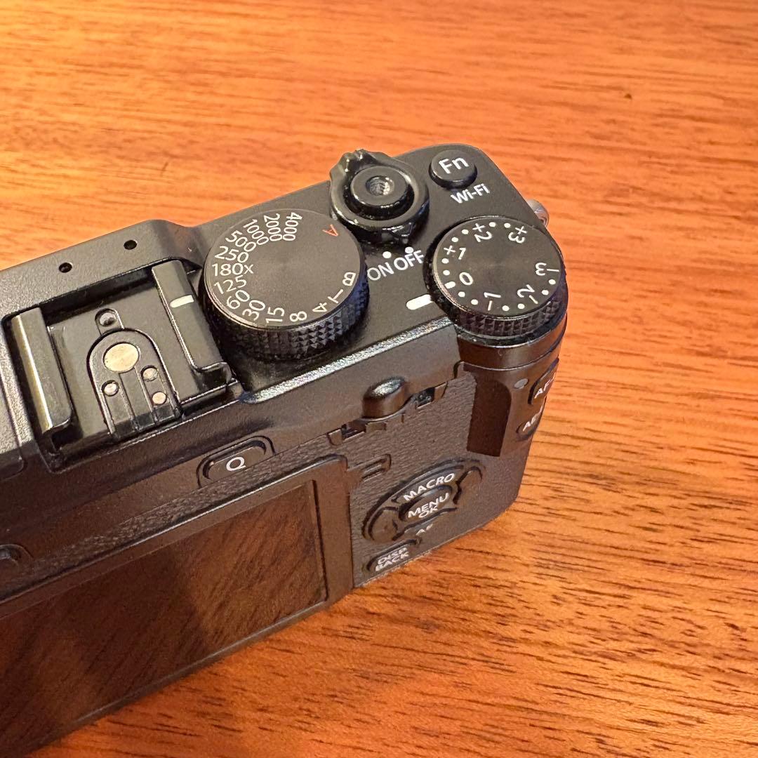 美品　Fujifilm X-E2 ボディ