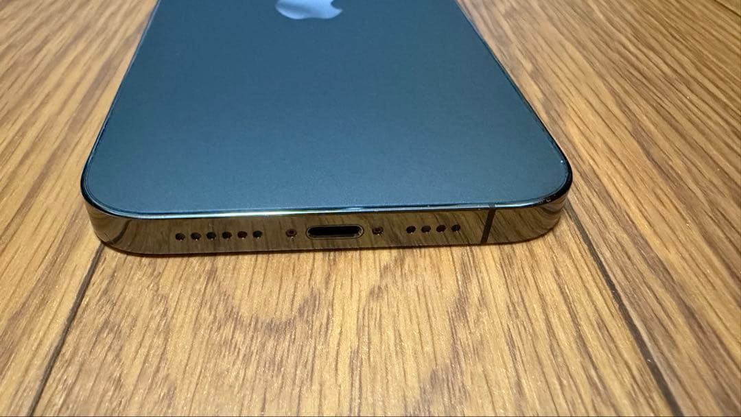 Apple iPhone 13 ProMax 256GBグラファイト 本体