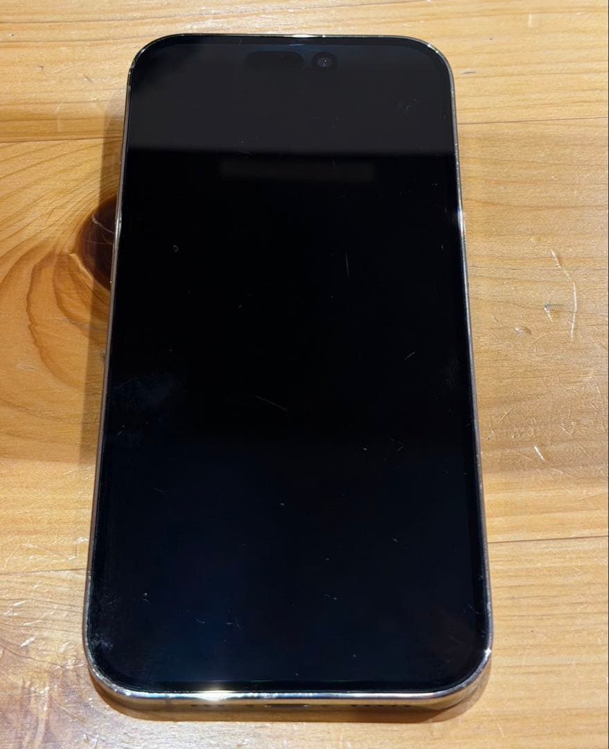 Apple iPhone 14 Pro ゴールド本体