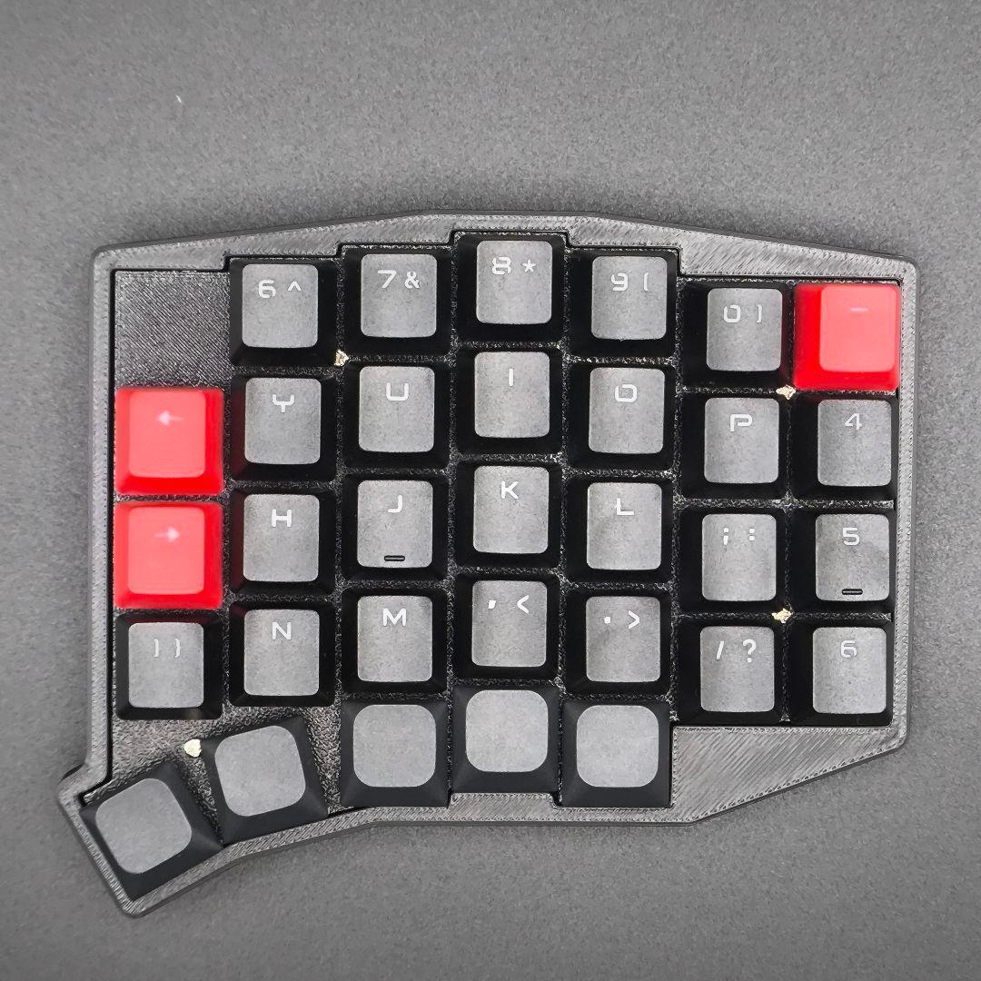 【完成品】64キー自作キーボード 無線化 親指ロープロファイル