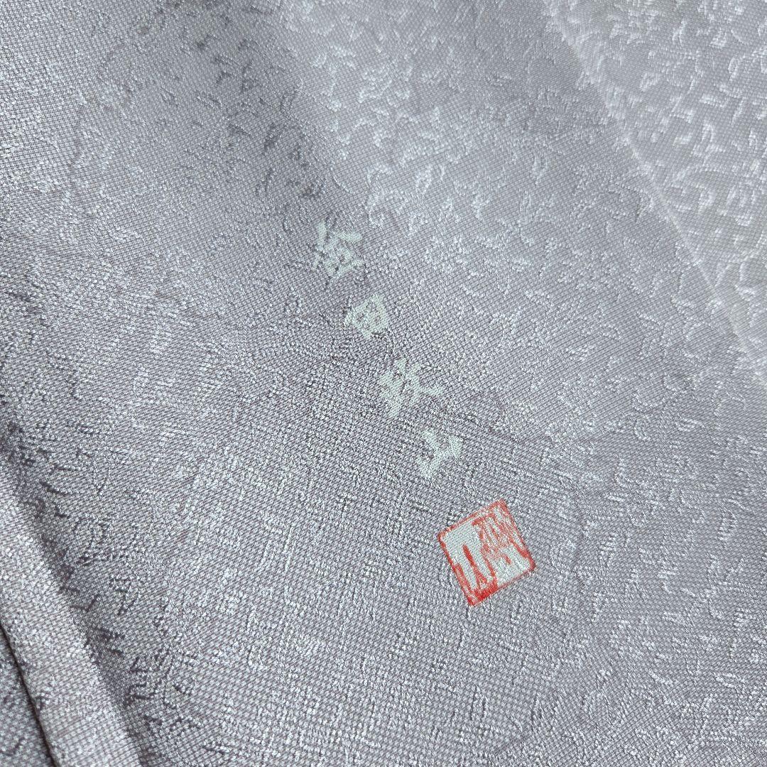 作家物　品のあるシルバーグレー　地紋が美しい雪輪柄の江戸小紋