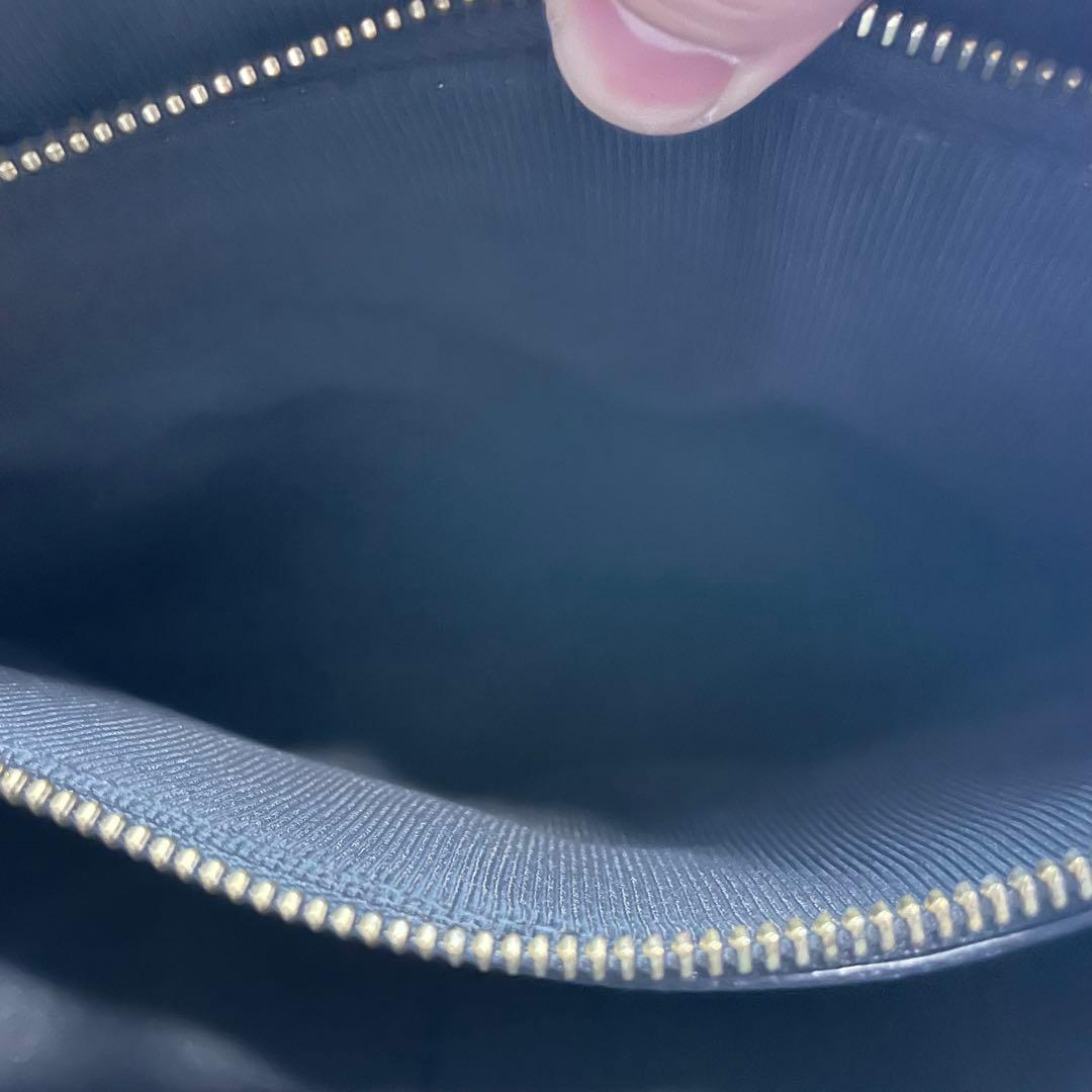 【美品】フルラ レディ M トートバッグ A4 レザー ブラック 2way