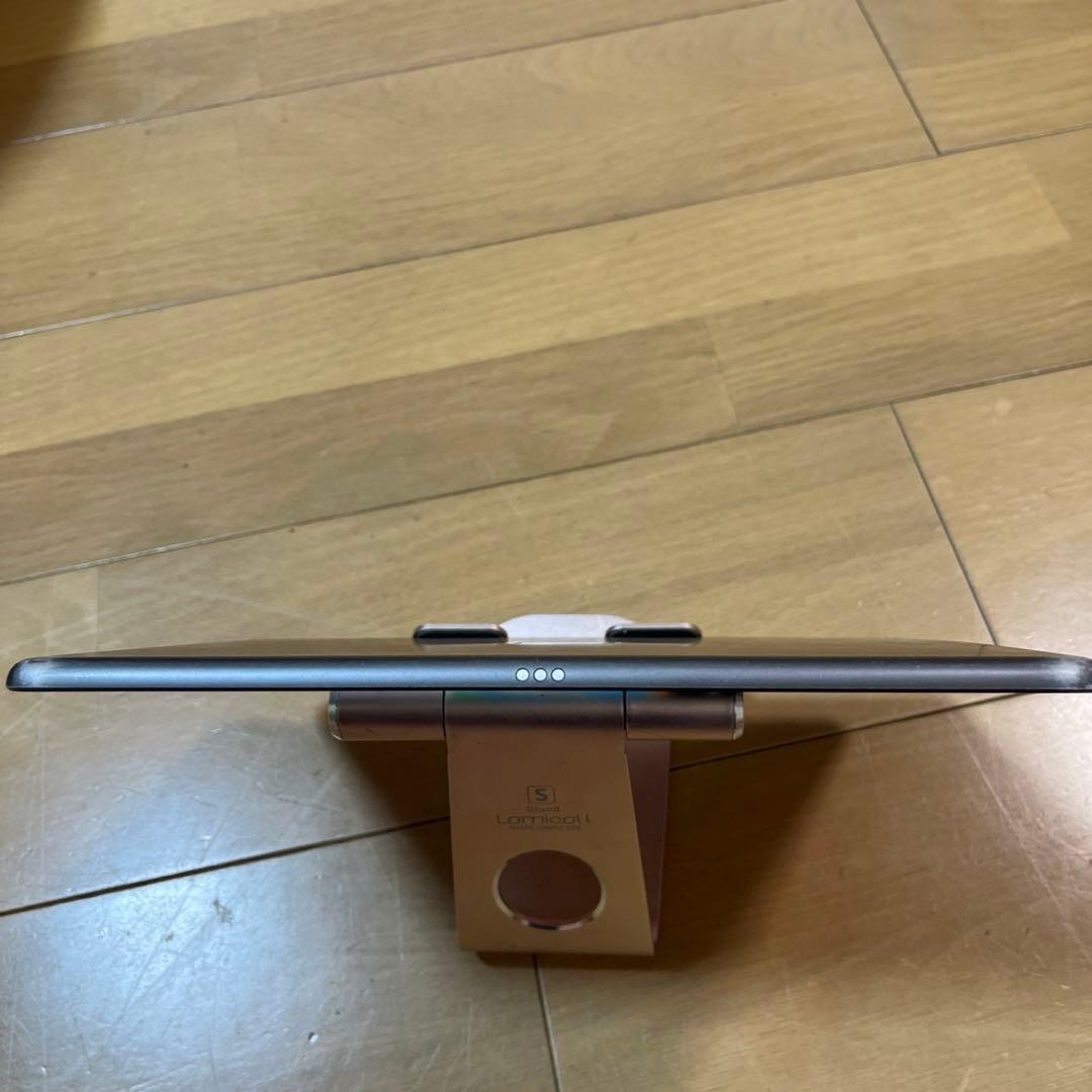 バッテリー良品90%！iPad 7世代 32G Wi-Fi + Cellular