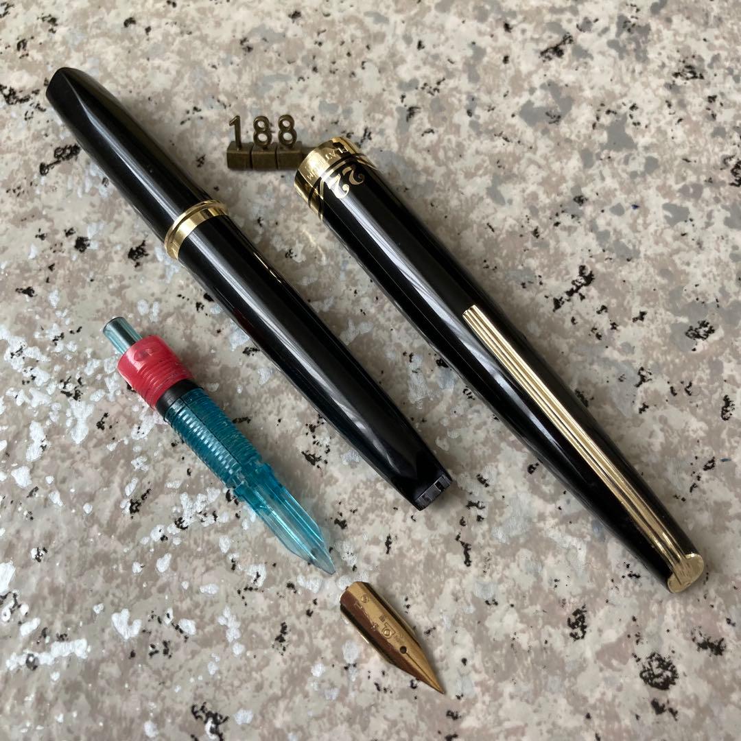 #188 未使用品 万年筆 PLATINUM プラチナ ポケット ショート22k