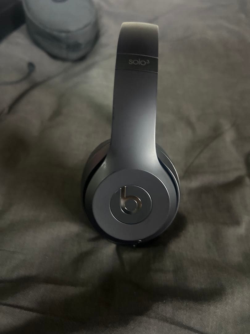 Beats Solo 3 ワイヤレスヘッドホン ブラック