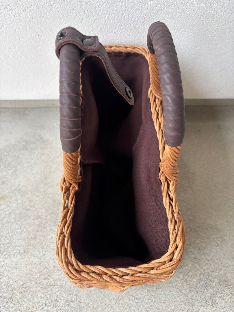 【新品】 かごバッグ　バグマティ　ブラウン