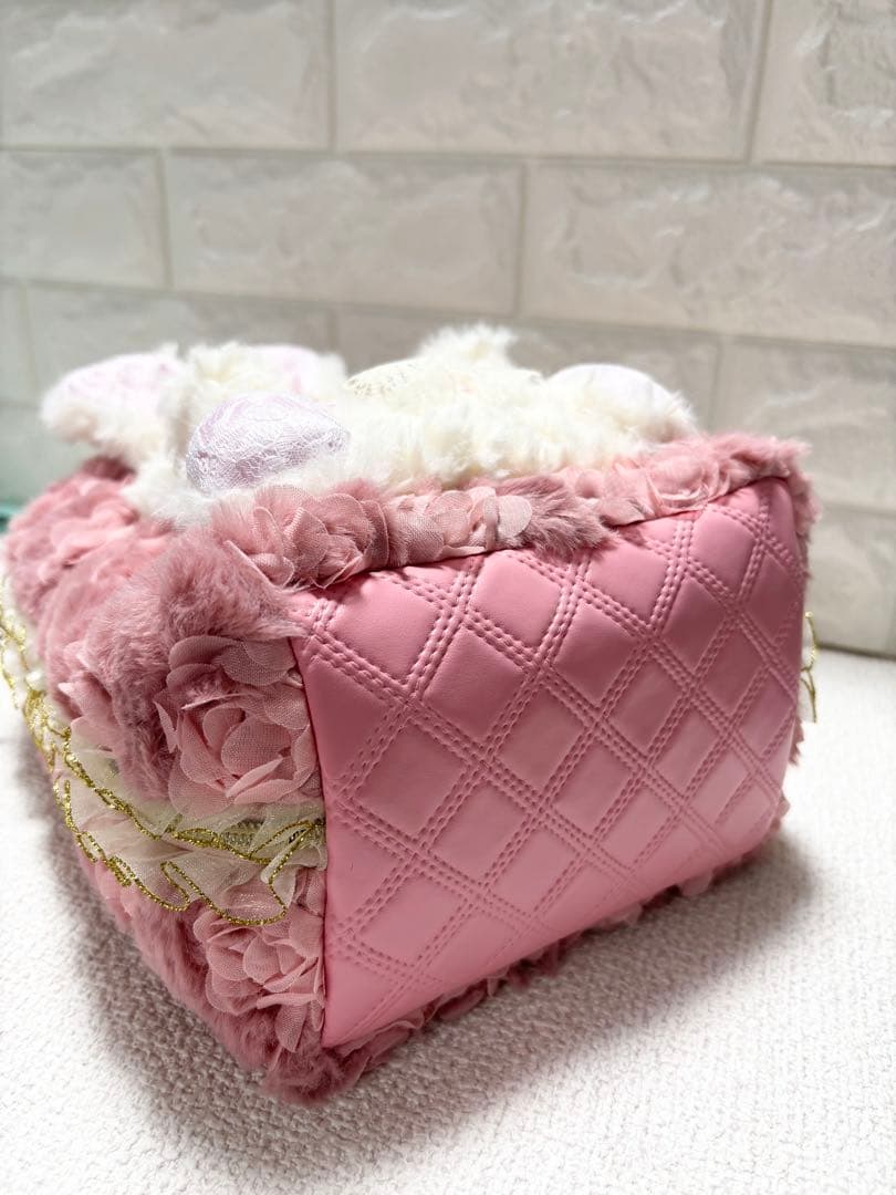 ゆ*ら様 コヤンイサムチョン　サイドファスナーバッグ　ピンクファー　白うさちゃん