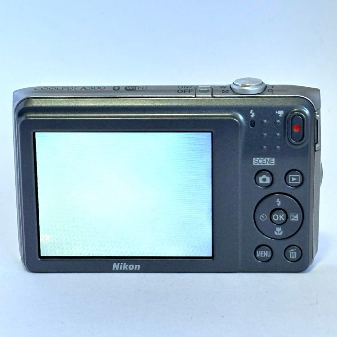 【美品】Nikon coolpix A300 ニコン　コンデジ　SDカード付