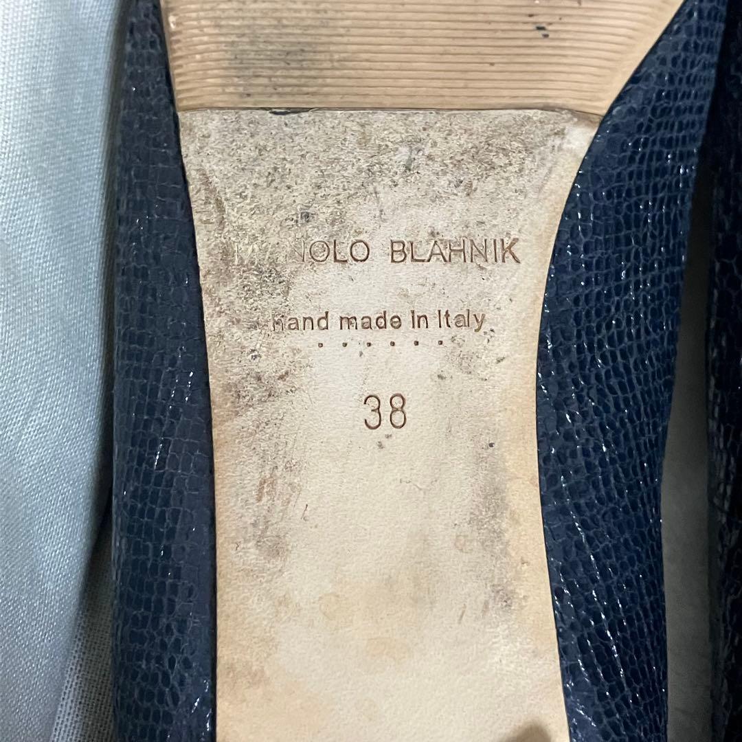 ★美品★マノロブラニク　パンプス　ハンギシ　ビジュー　ネイビー　38 フラット