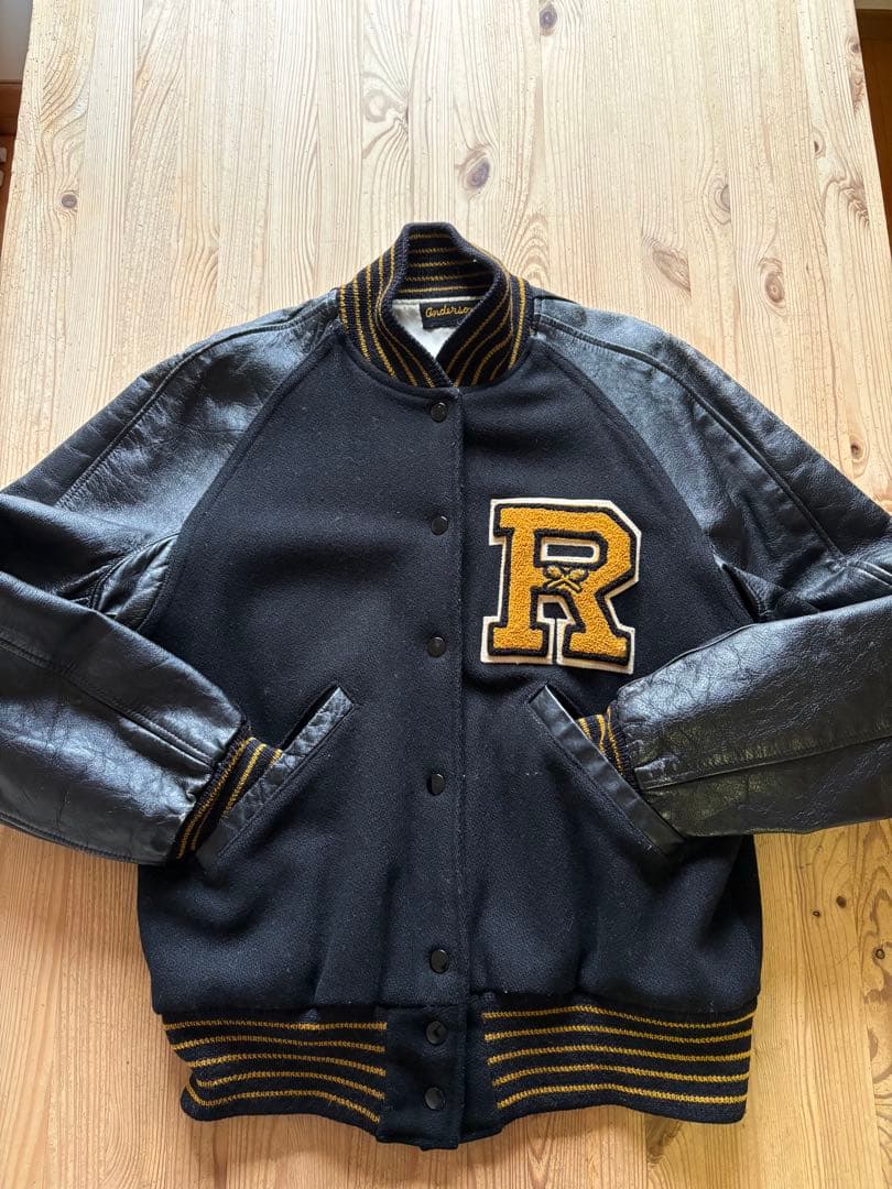 ビンテージ　スタジャン　ラグラン ブラック レザー 70s 80s 刺繍