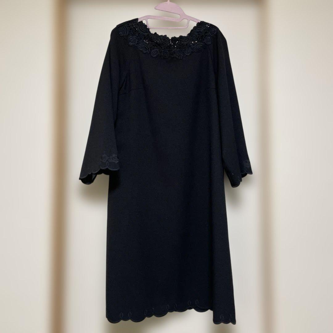 M'sグレイシー　刺繍入りサックドレス