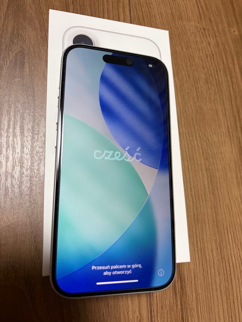 Apple iPhone 16 128g ホワイト 本体とケーブル付き