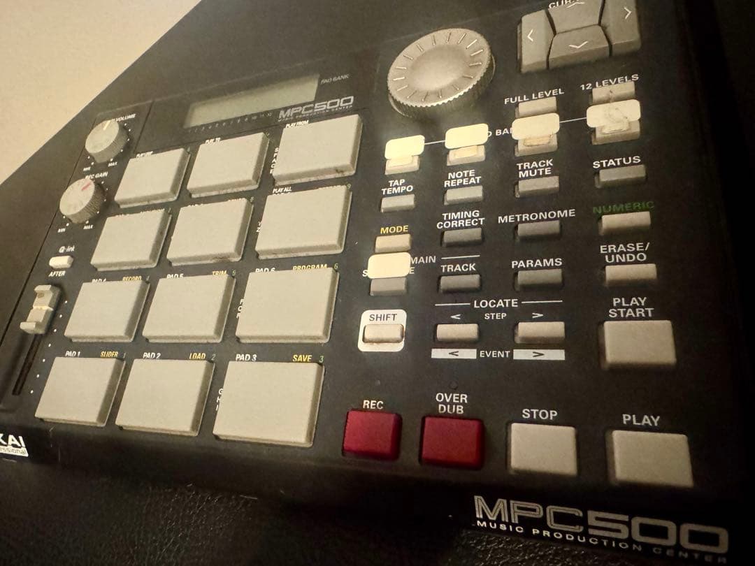 AKAI・MPC500・美品・サンプラー