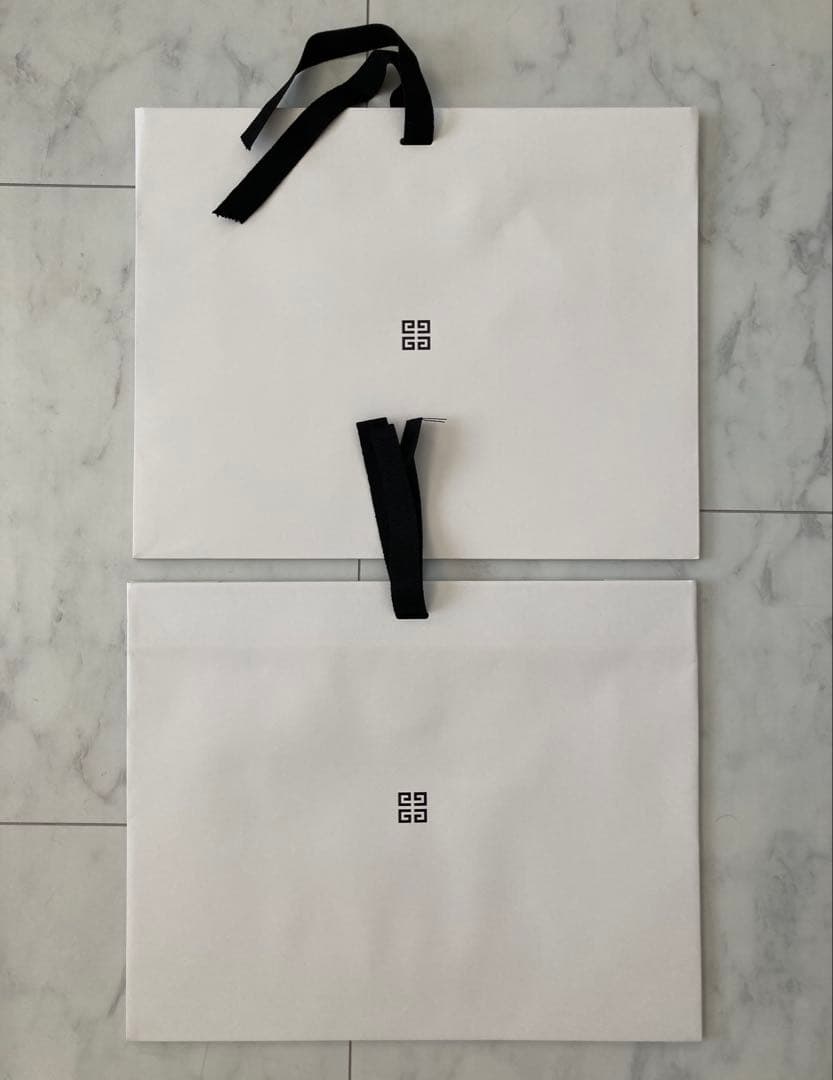 ★正規品 ほぼ未使用★Givenchy ジバンシィ 空箱、布袋、ショッパー、封筒