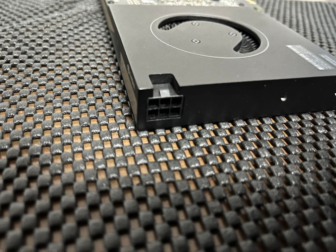 グラフィックボード・グラボ・ビデオカード RTX A4000