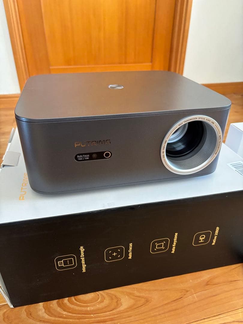 ほぼ新品　PUTRIMS K12プロジェクター 本体 R7年2月14日購入