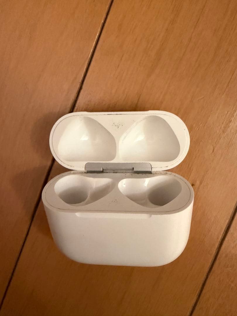 【slu】AirPods 4 アクティブノイズキャンセリング