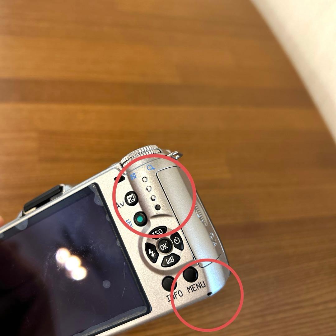 【PENTAX 】【レンズ４つ付き】ミラーレス一眼　Q7 本体　標準　トイレンズ