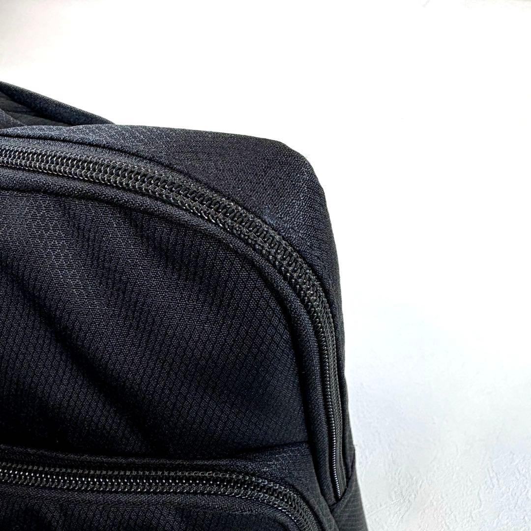 美品 ポーター ディル PCケース L 15インチ対応 多機能ポケット 黒