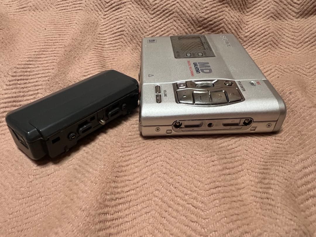 SONY ソニー　MDレコーダー ウォークマン MZ-R50
