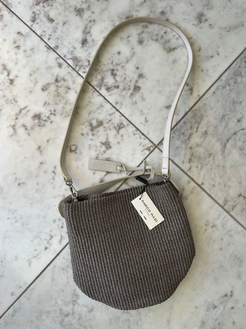 パ*ヤ様 MARCO MASI マルコマッシ巾着ショルダーバッグ ラフィア風×カ