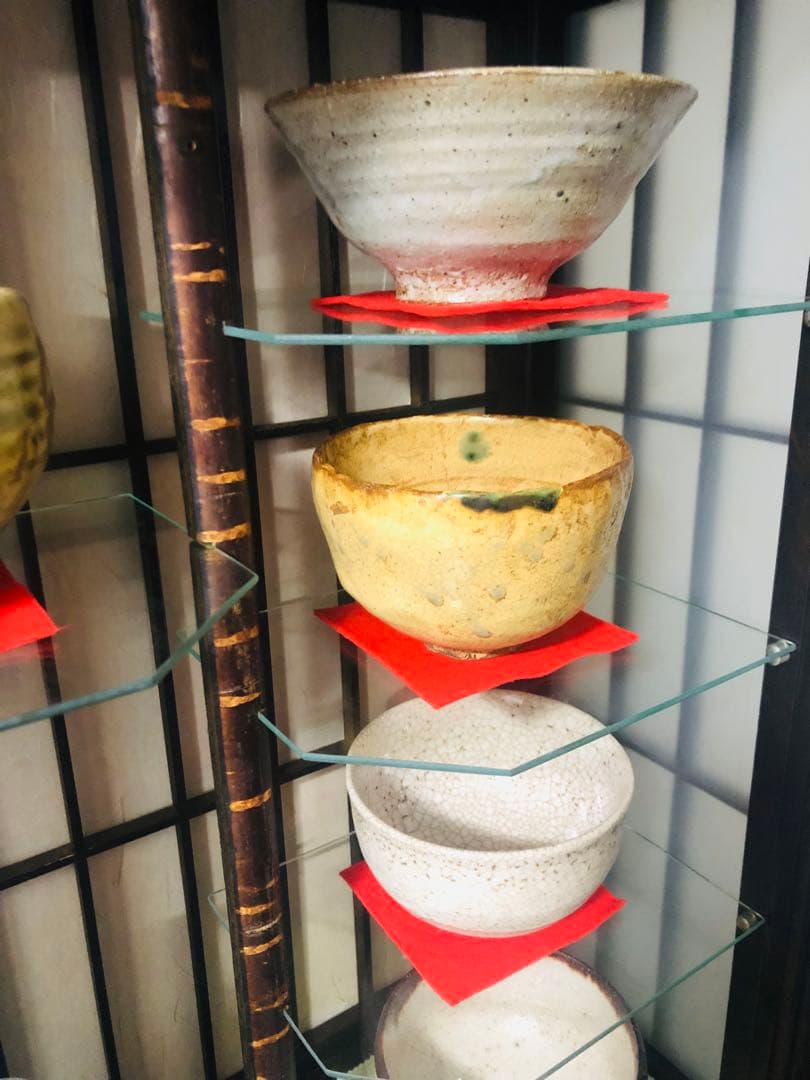 茶道を極める◼️蔵のお茶室に飾られていた、かなり可愛い抹茶専用の飾り棚、茶碗セット